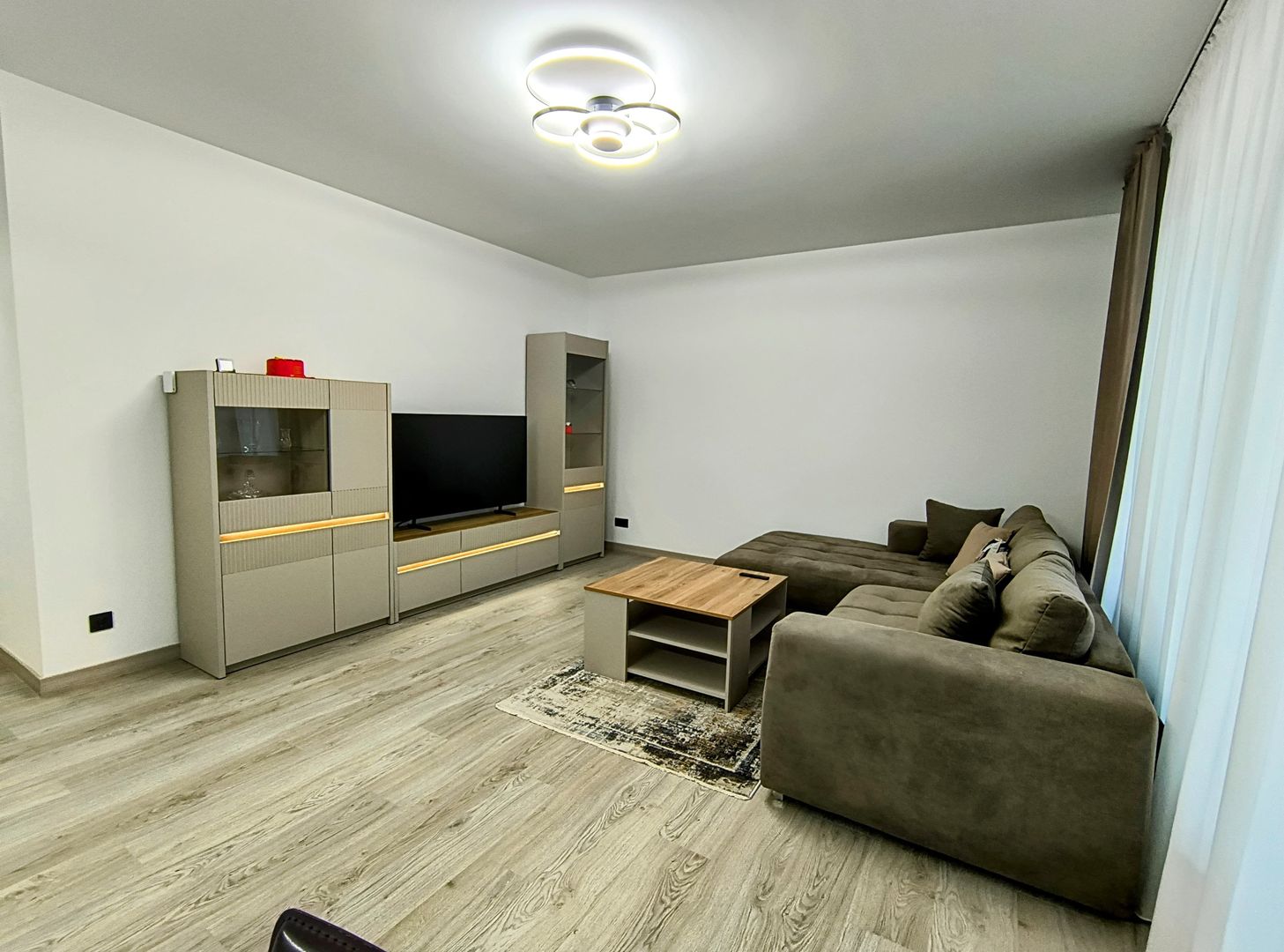 Apartament 3 camere- Select Residence- Pta Alba Iulia- Dristor - Poză 2