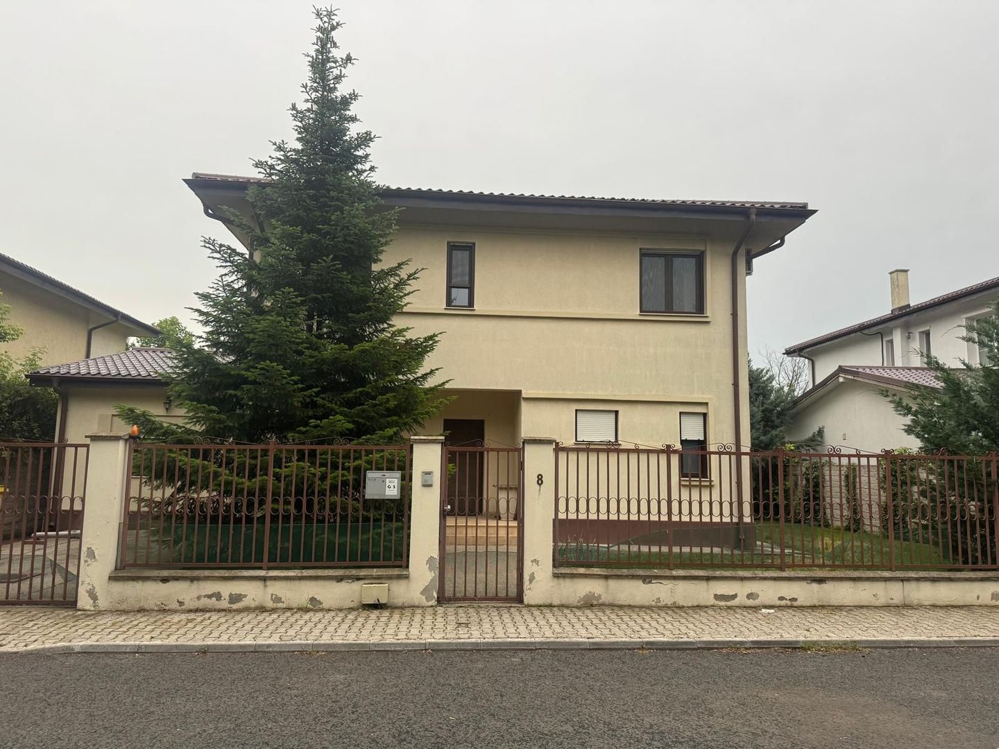 Vila Pipera - Poză 1