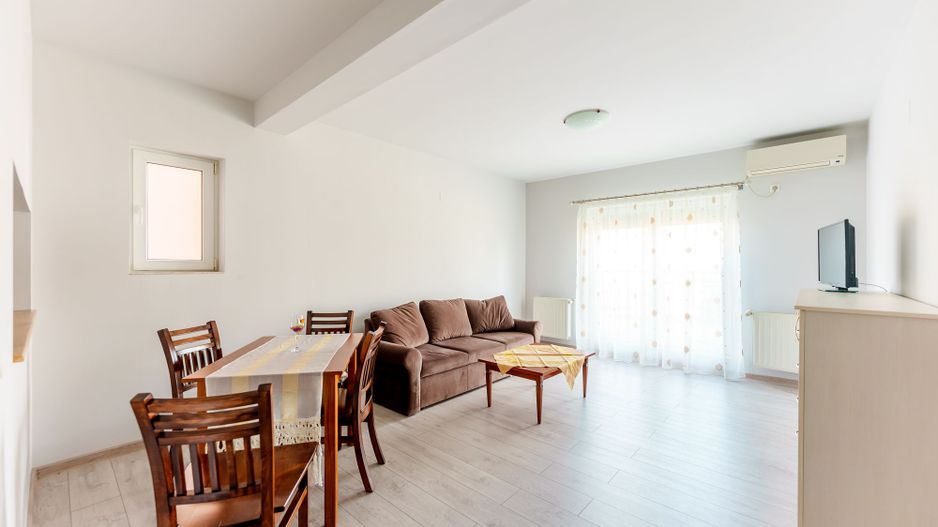 De închiriat apartament 2 cam deluxe în Subcetate - Poză 3