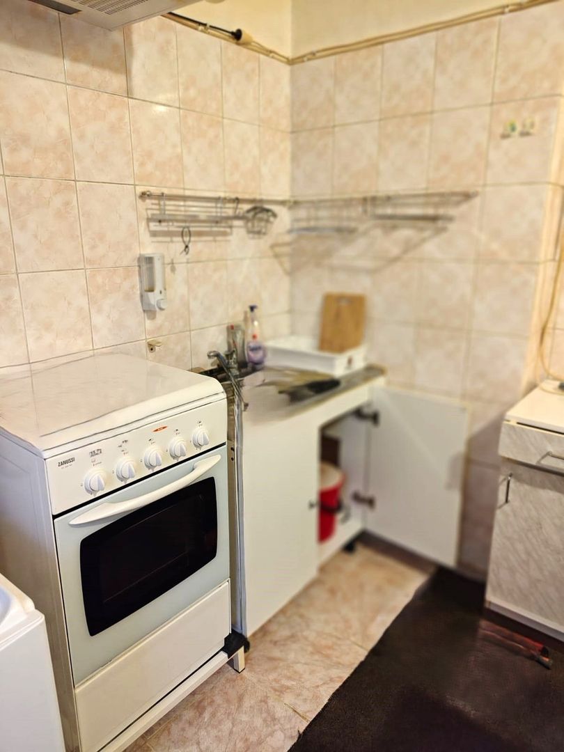Garsonieră Decomandată 39 Mp Splaiul Unirii Între Camera Comerț Și Timpuri Noi - Poză 4