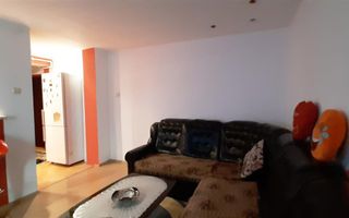 Apartament 3 camere, etaj 1, Cetate - Poză 3