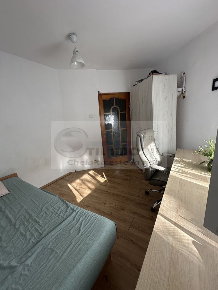 Apartament 3 camere decomandat - parter - 64 mp - Canta - 120.000 euro - Poză 2