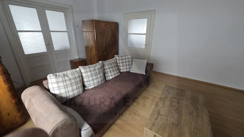 Apartament la casa 72 mp utili pet friendly si curte in zona Lazaret - Poză 1