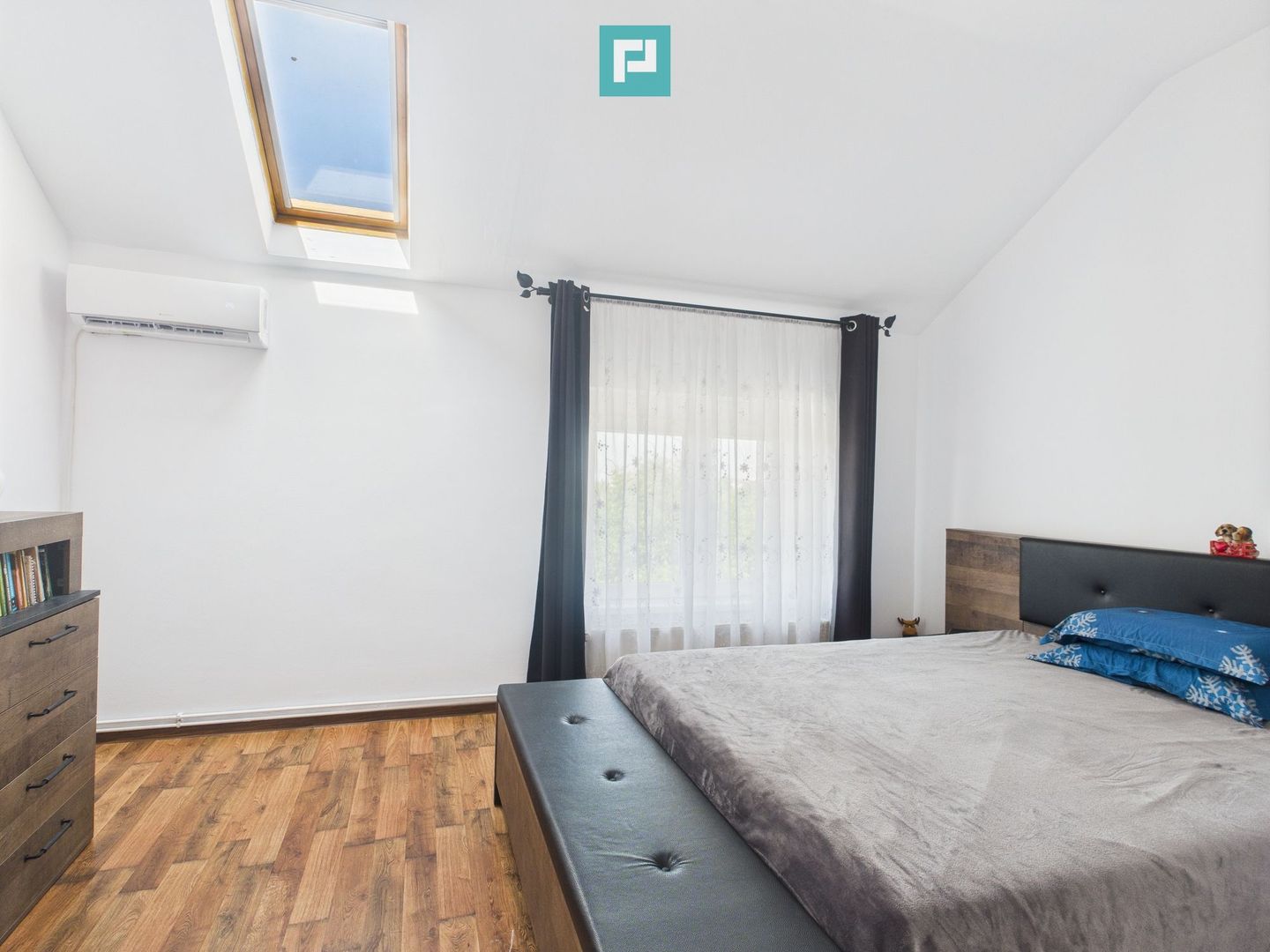 Apartament deosebit cu 3 camere , zona Fratelia - Poză 4