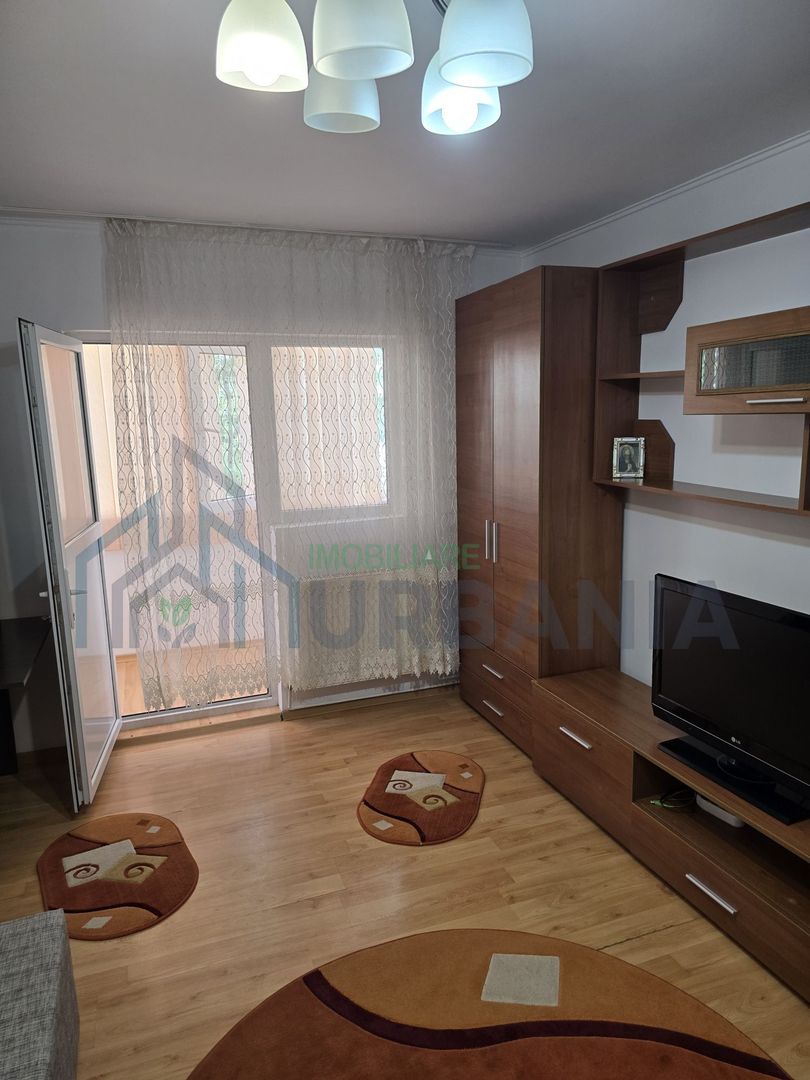 Apartament cu 3 camere de închiriat în cartierul Dacia, Pașcani - Poză 2