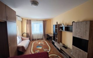 # - Apartament cu o cameră - 5 minute de Podu Roș - Poză 1