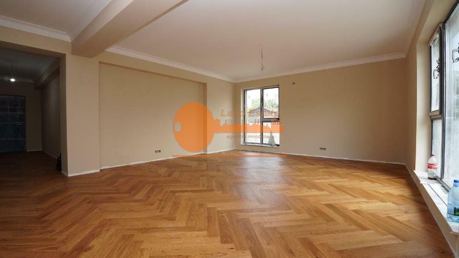 Apartament de Lux cu 3 Camere – 85 mp utili + Terasă 18 mp - Poză 2