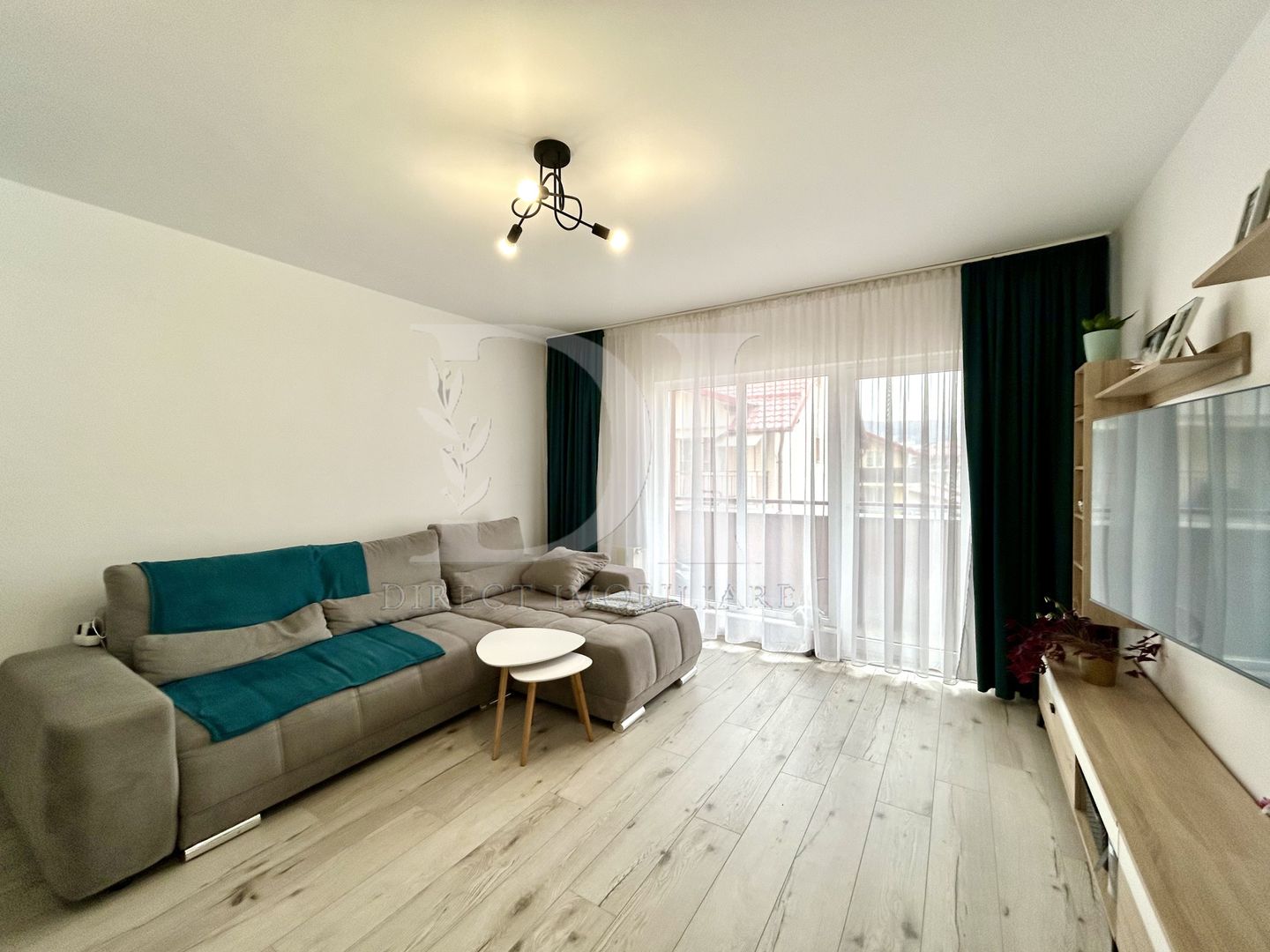 Apartament la cheie / etaj intermediar / Zona Eroilor - Poză 3