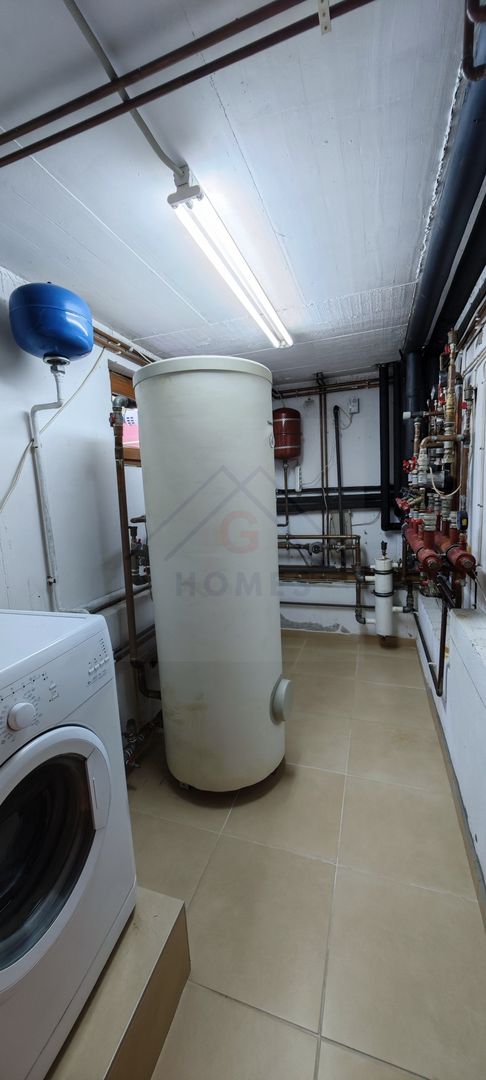 Casa spatioasa. Pretabil si pt. clinica, invatamant, camin varstnici. - Poză 39