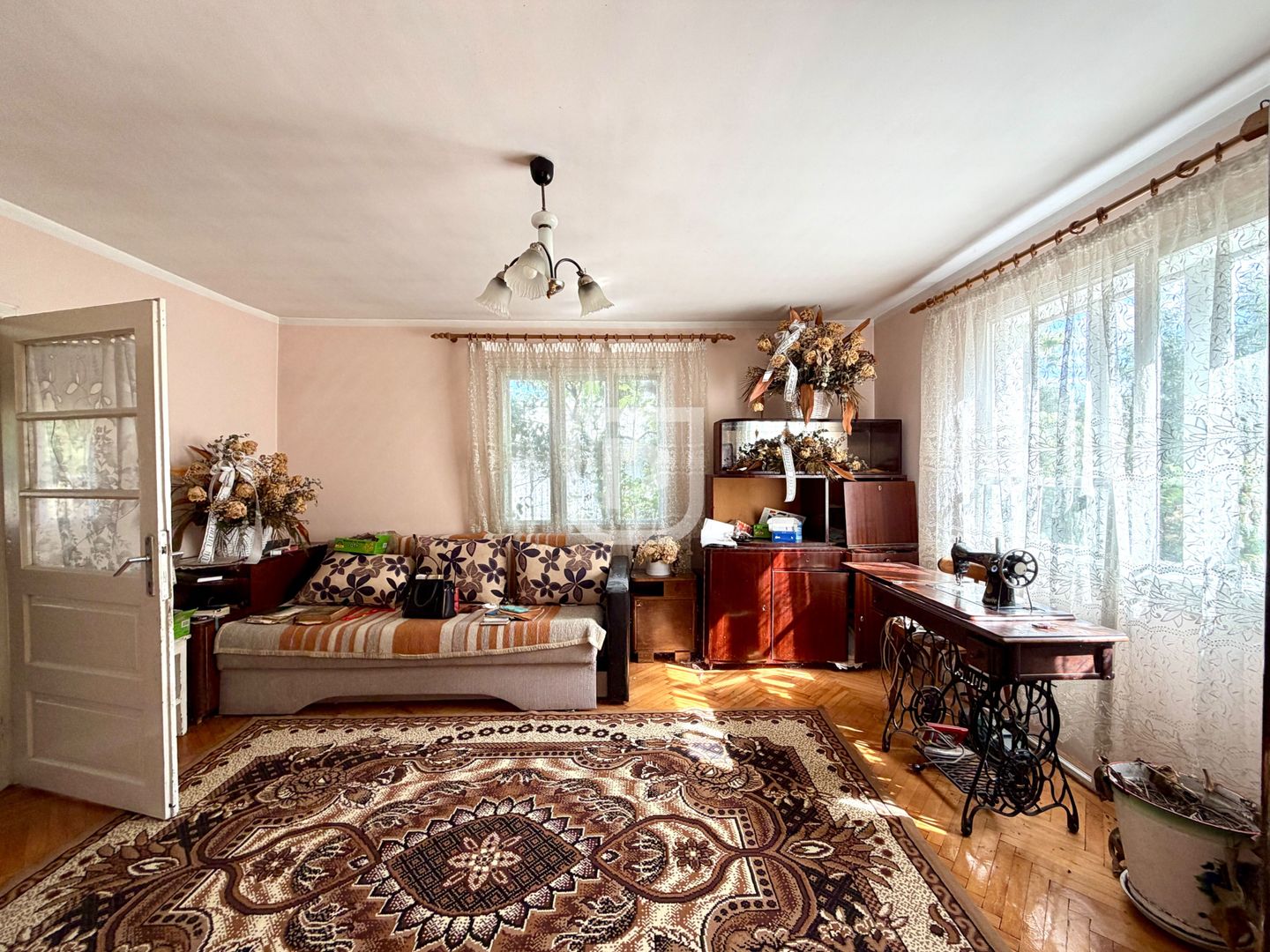 Casa + 1.600 MP teren Intravilan – Băișești | Aproape de Școală - Poză 3