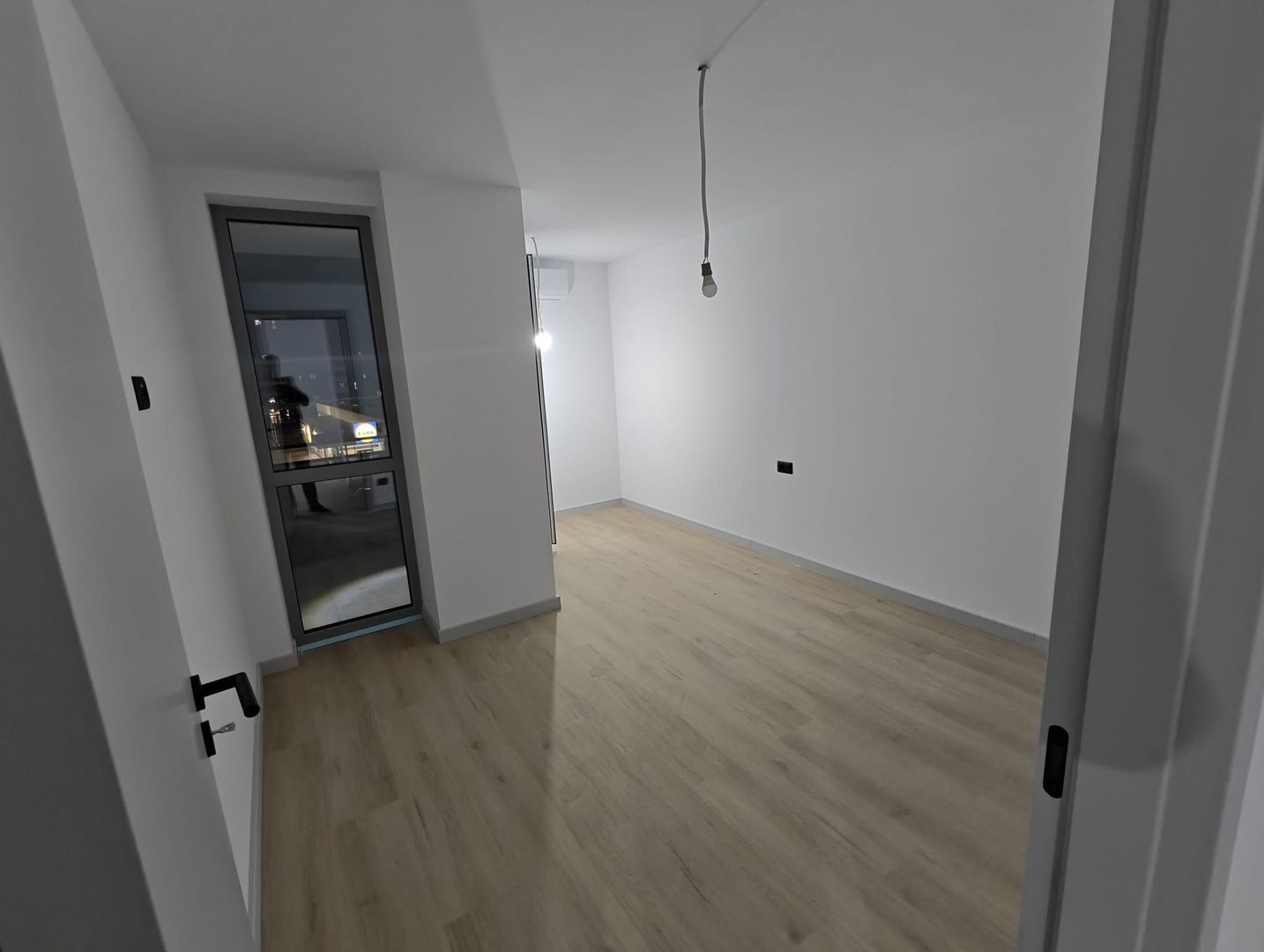 Apartament 3 camere lux la prima inchiriere - Poză 15