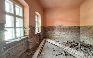 Casă de renovat cu teren 557 mp, central Str. Gh. Barițiu - Carei - Poză 11