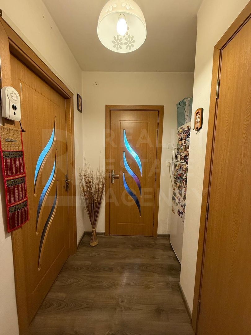 Chirie, apartament cu 2 camere în zona Drumul Taberei, București - Poză 9