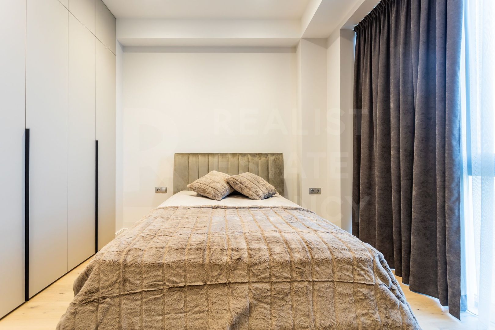 Vânzare, apartament, 2 camere + living, str. Ciuflea, Centru - Poză 8