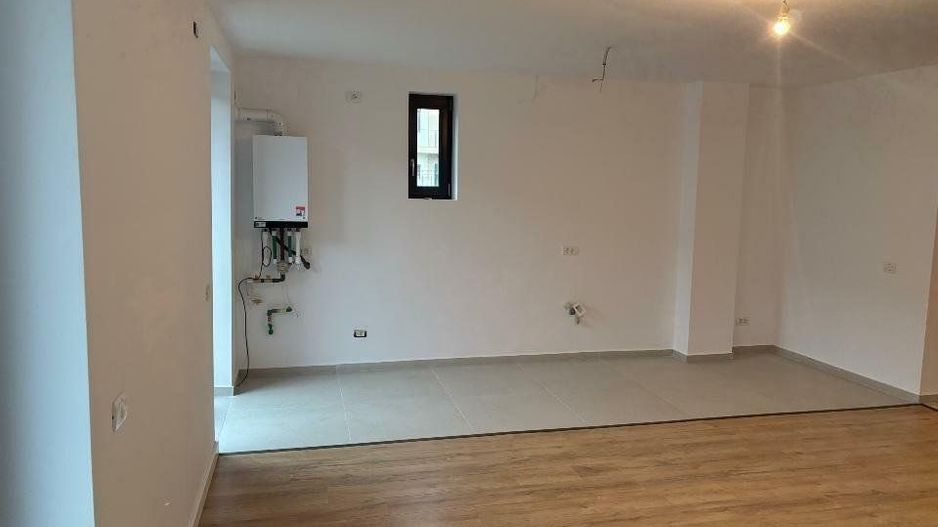 Vila moderna spatioasa - Poză 11