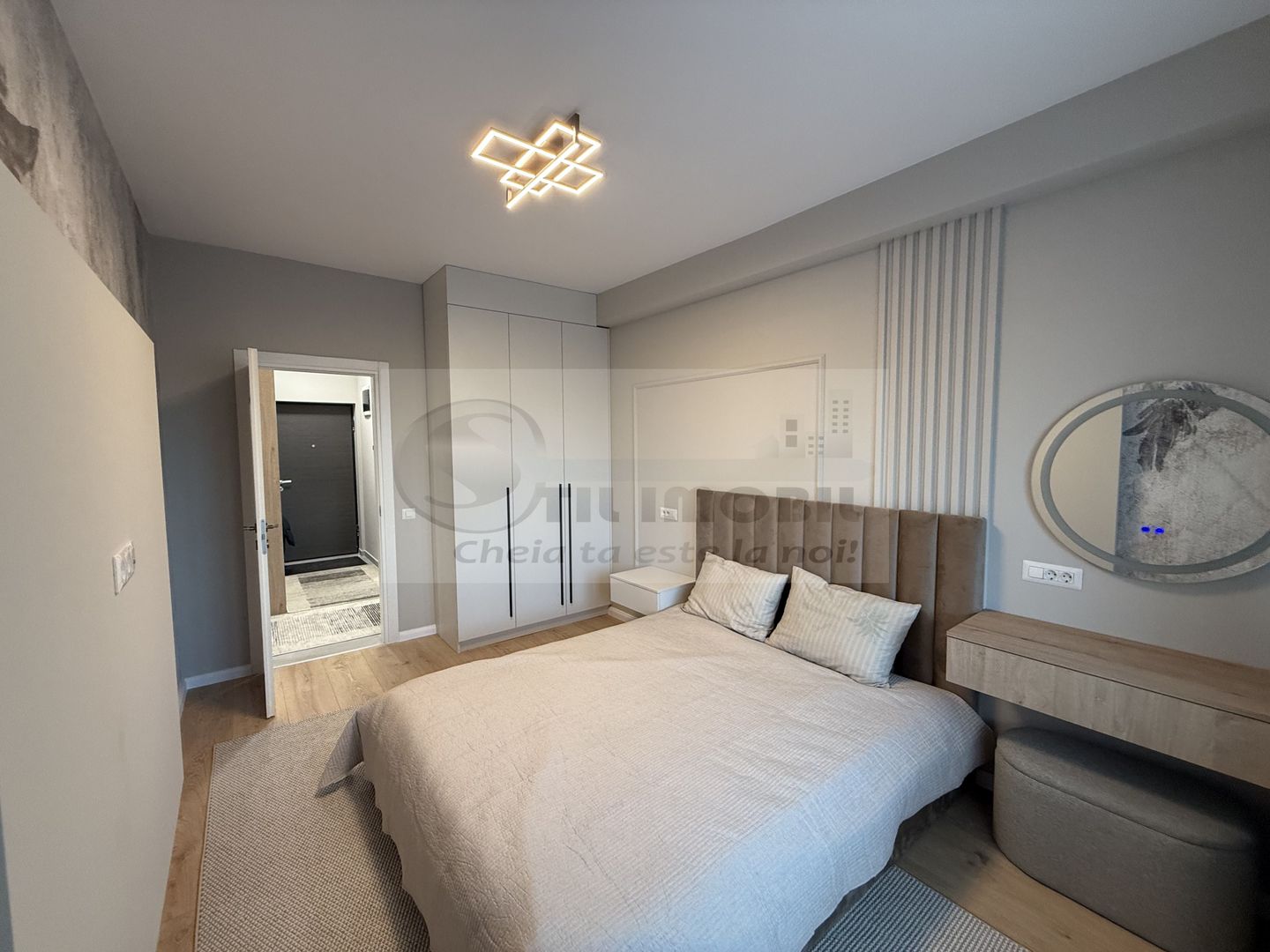 2 CAM , CENTRU PODU ROS PALAS , UNIREA TOWERS, LUX, PRIMA INCHIRIERE - Poză 4