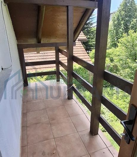 Casă de vânzare în Valea Lupului – poziție excelentă, grădină și potențial comercial - Poză 15