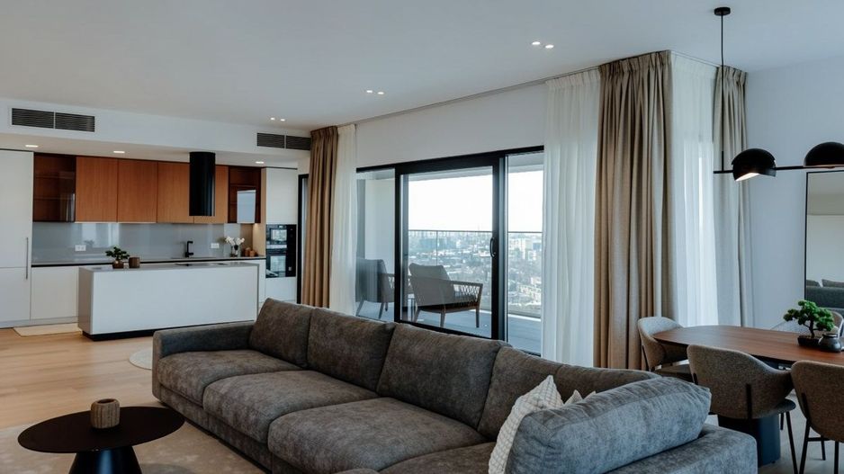 Apartament spatios 4 camere | One Verdi Park | Etaj 18, vedere lac - Poză 2