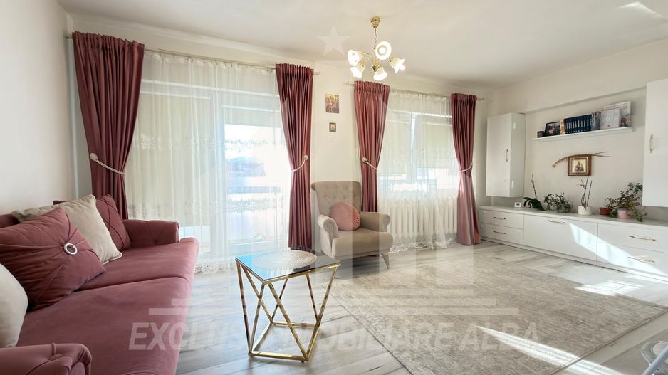 Apartament 2 camere | 56 mp | Etaj 3 | Centru | Renovat - Poză 1
