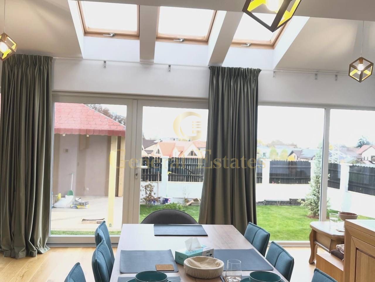 Casă cu design modern & suflet autentic – 200 m² de confort și rafinam - Poză 23