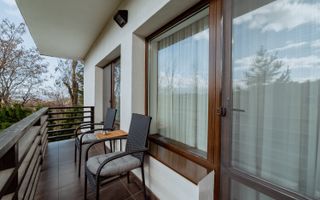 Pensiune  în Bran, sat Poarta – Afacere la cheie, locație premium - Poză 18