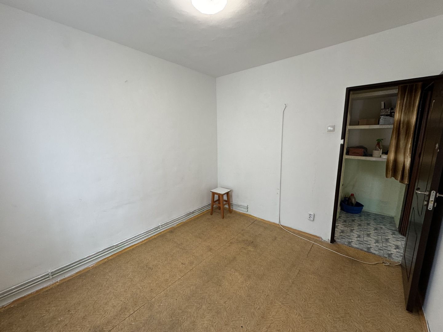 Apartament cu 2 camere in Tractorul, Strada General Mociulschi - Poză 16