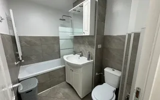 Zona Soarelui- Sud Plaza, 3 camere, 2 bai, etaj 1. Bucatarie inchisa. - Poză 11