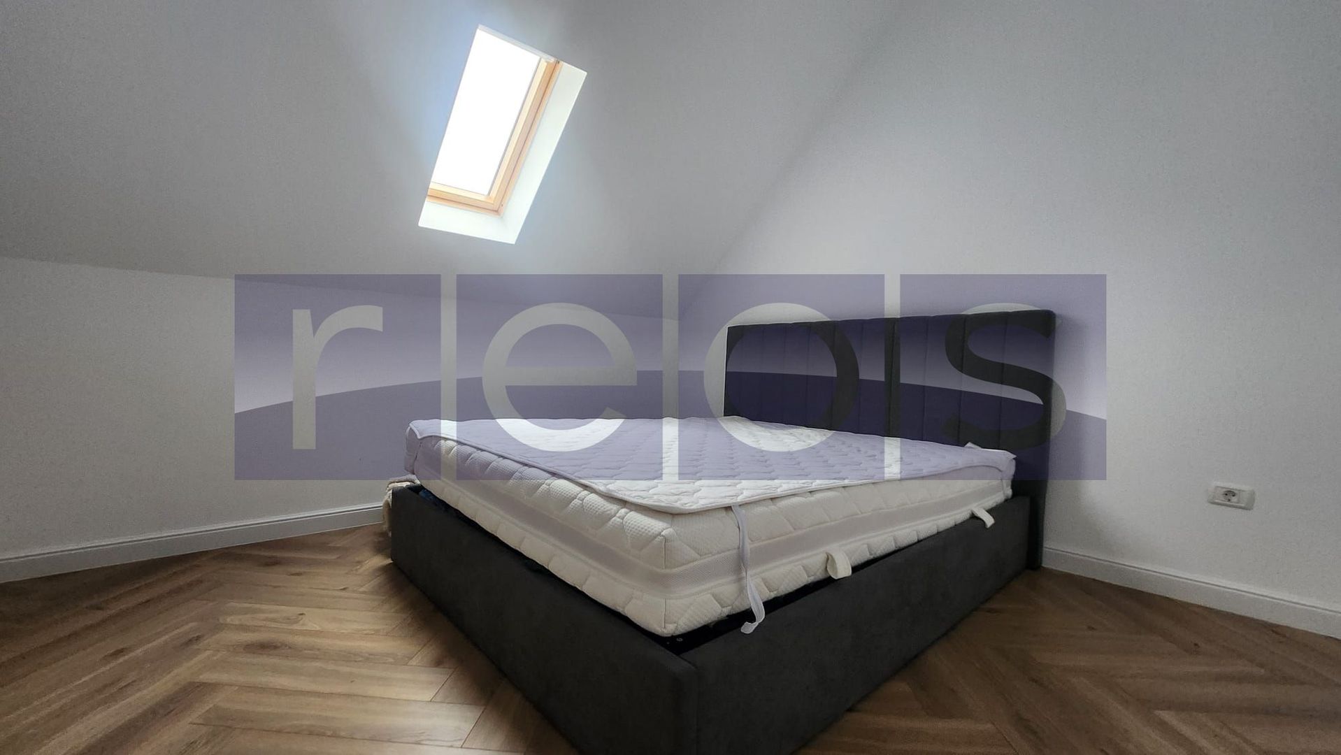 VANZARE VILA ELEGANTA | 6 CAMERE| 163 MP UTILI | STRAULESTI - Poză 23