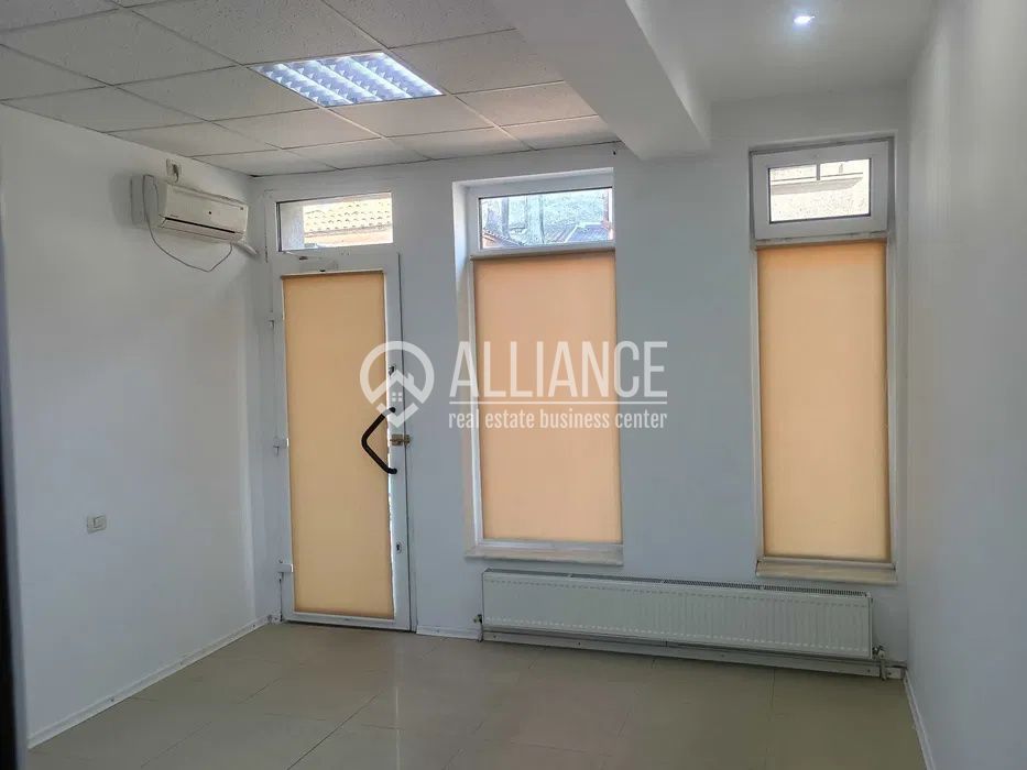 CENTRU (COD10) - Spatiu comercial / birouri de inchiriat - Poză 5