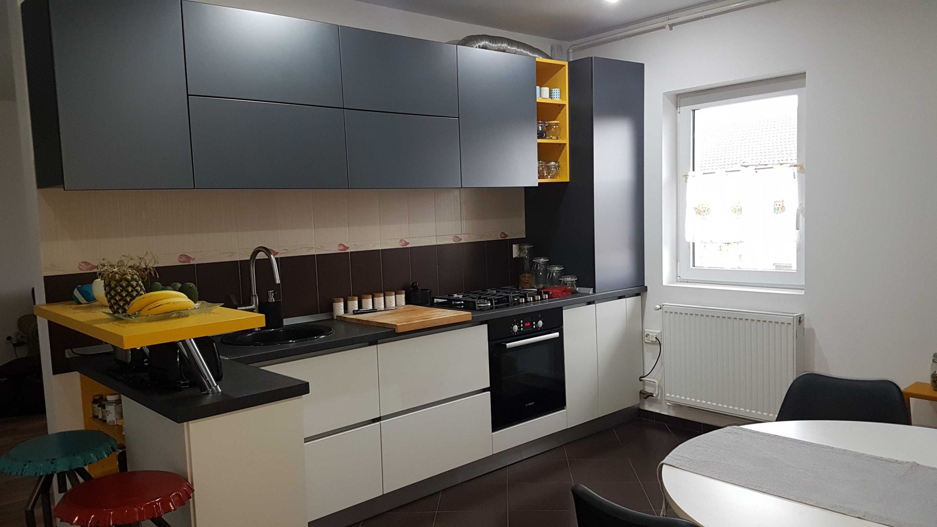 Apartament modern cu 3 camere de închiriat – la 5 minute de Iulius Mal - Poză 2