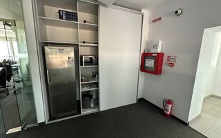 Spațiu  inchiriat   birouri   316 mp - Poză 12