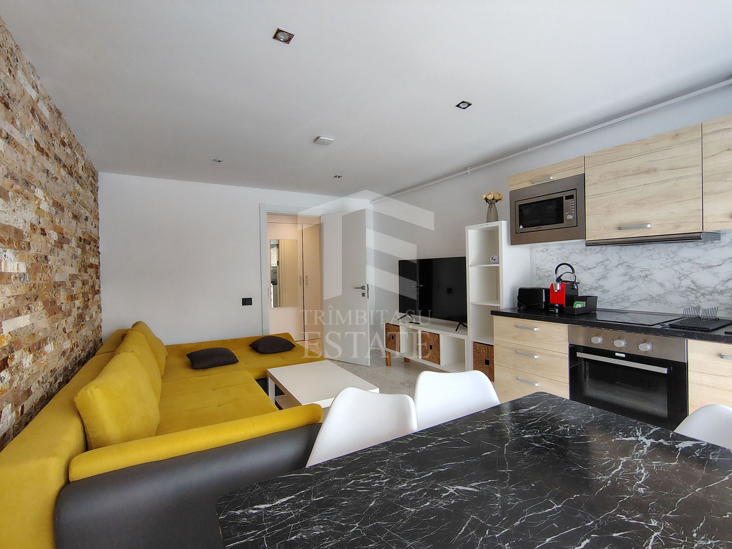 Mobilat utilat integral MODERN | Decomandat | Predeal - Poză 3