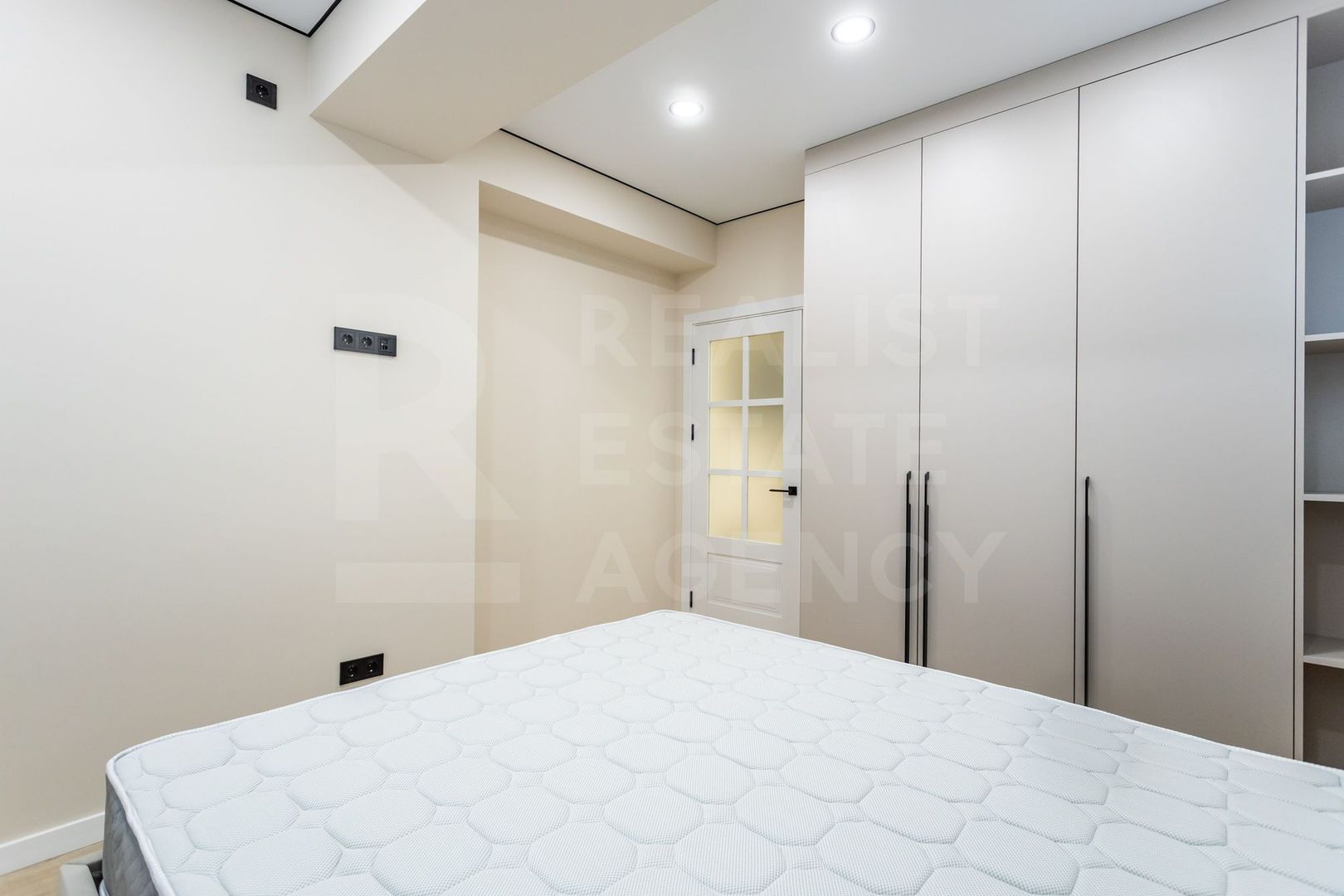 Vânzare, apartament, 2 camere, bd. Mircea Cel Bătrân, Ciocana - Poză 8