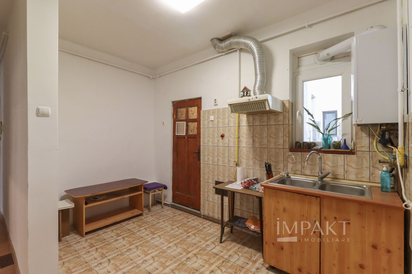 Apartament cu 3 camere si cota parte de gradina, zona strazii Horea! - Poză 7