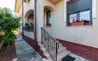 Vila premium de vanzare Balotesti/ piscina/ ponton/ deschidere la lac - Poză 54
