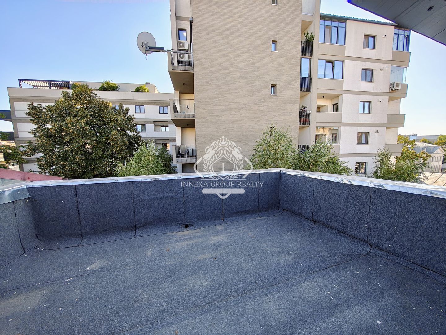 Dacia - Cartierul Armenesc | Casa 4 camere dispusă pe 3 niveluri | Terasa - Poză 19