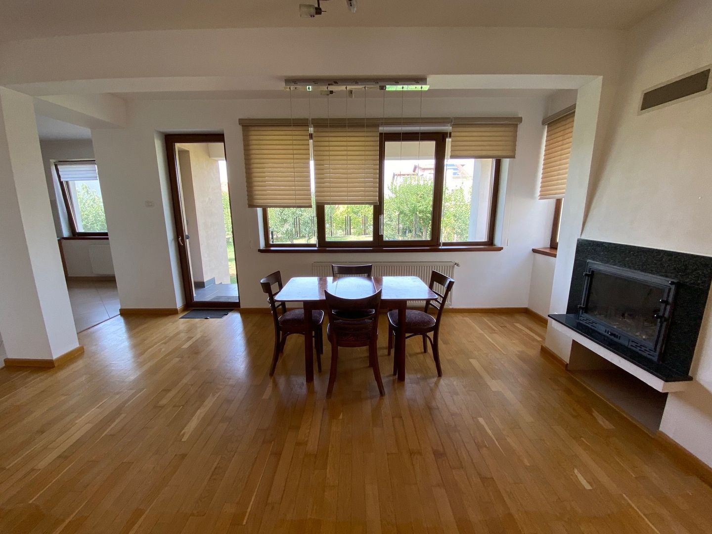 Vilă  inchiriere zona Aradului aproape de British School - Poză 4