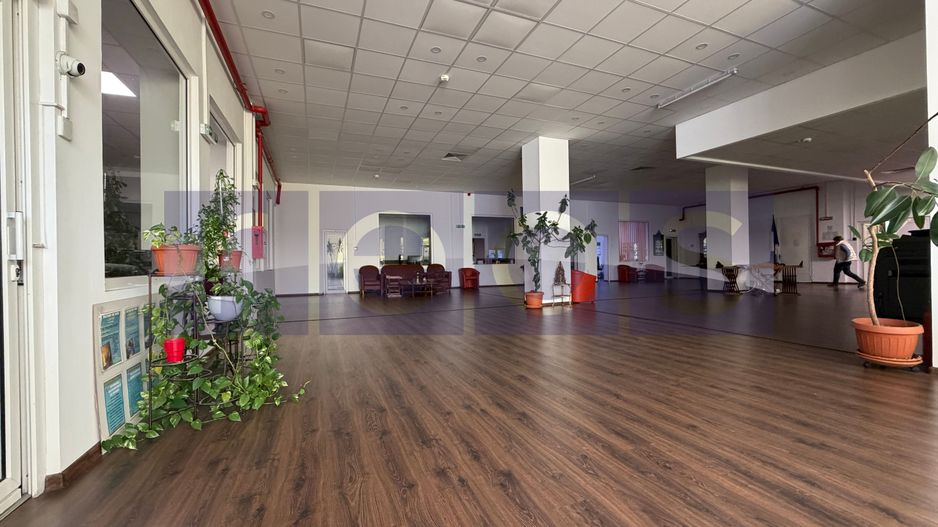 VANZARE SPATIU COMERCIAL | ZONA VITAN | 1184 MP - Poză 1
