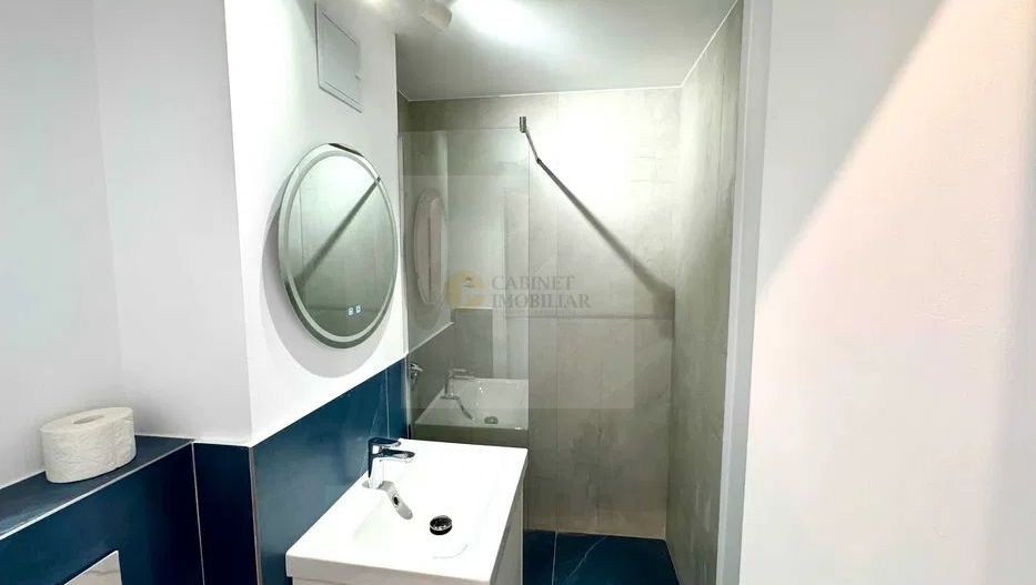 Apartament decomandat 2 camere |  Piata Victoriei - Poză 5