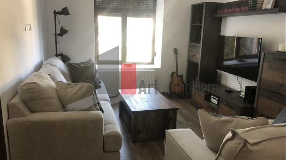 APARTAMENT 4 CAMERE PARC CAROL - Poză 1