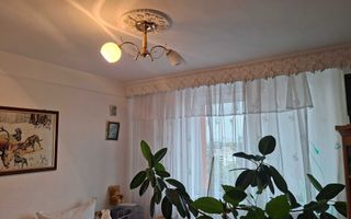 De vanzare apartament central 2 camere - Poză 3