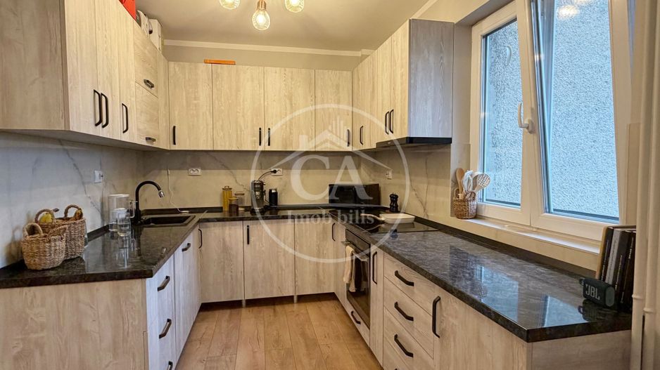 Apartament cu 3 camere de închiriat în zona Decebal, Oradea - Poză 2
