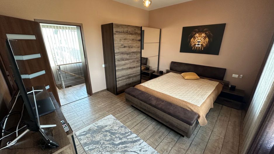 Duplex despărțit prin carpot - Poză 17