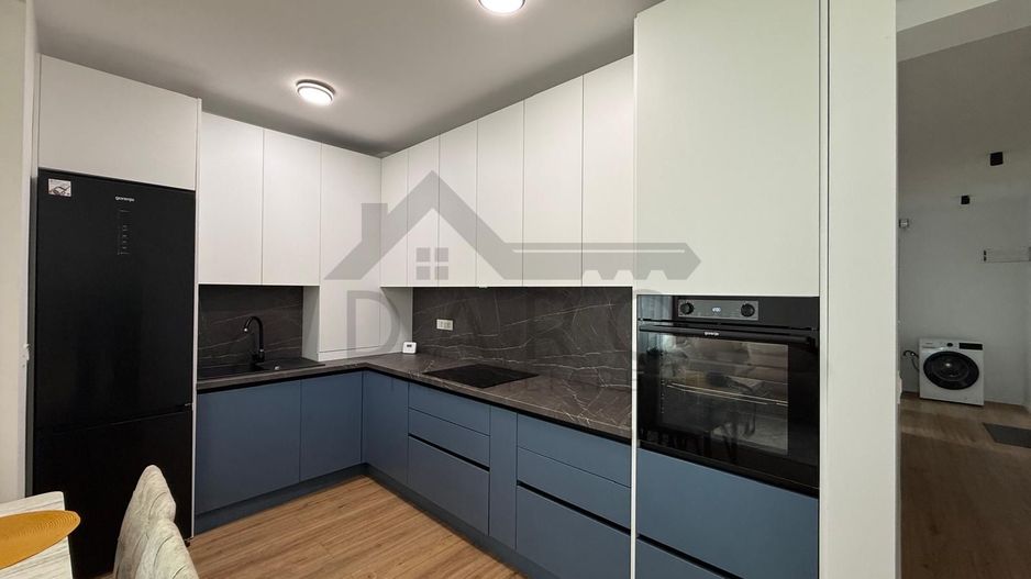 Inchiriez apartament cu 2 camere , bloc nou - Poză 8