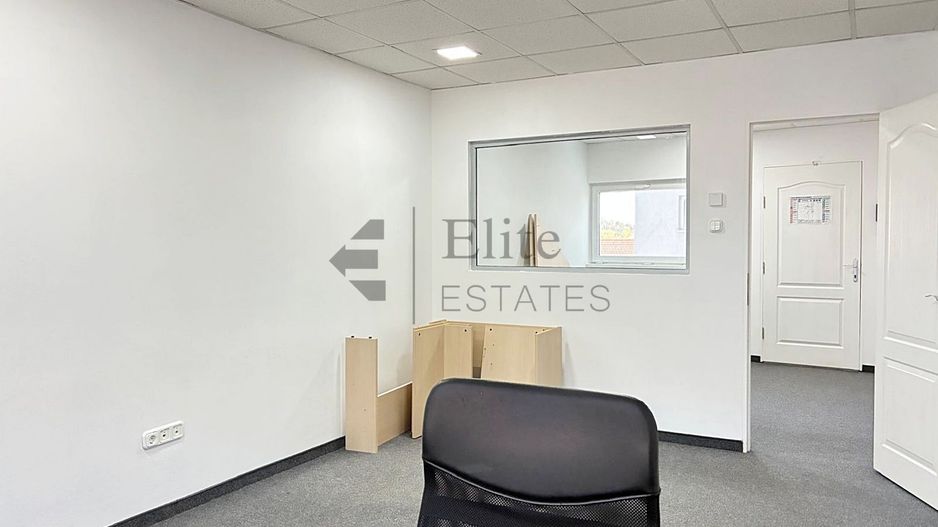 Birou ultracentral pe Bld. Magheru din Oradea - Poză 6