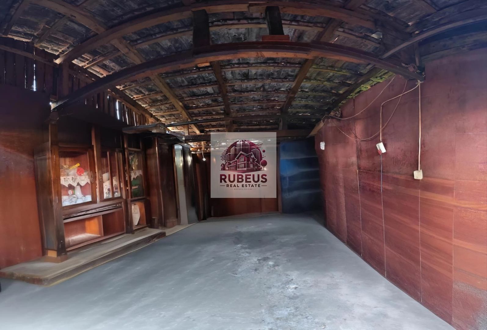 Casa cu personalitate in Calomfirescu – spatiu, liniste si teren gener - Poză 30