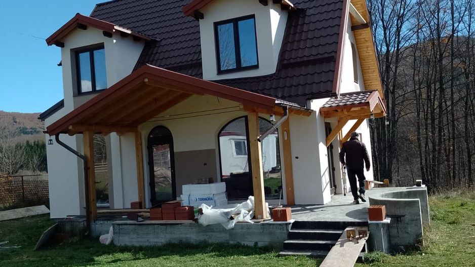 Vila P+M  cu terasa +container si teren 1250mp -Valea Neagra - Poză 2