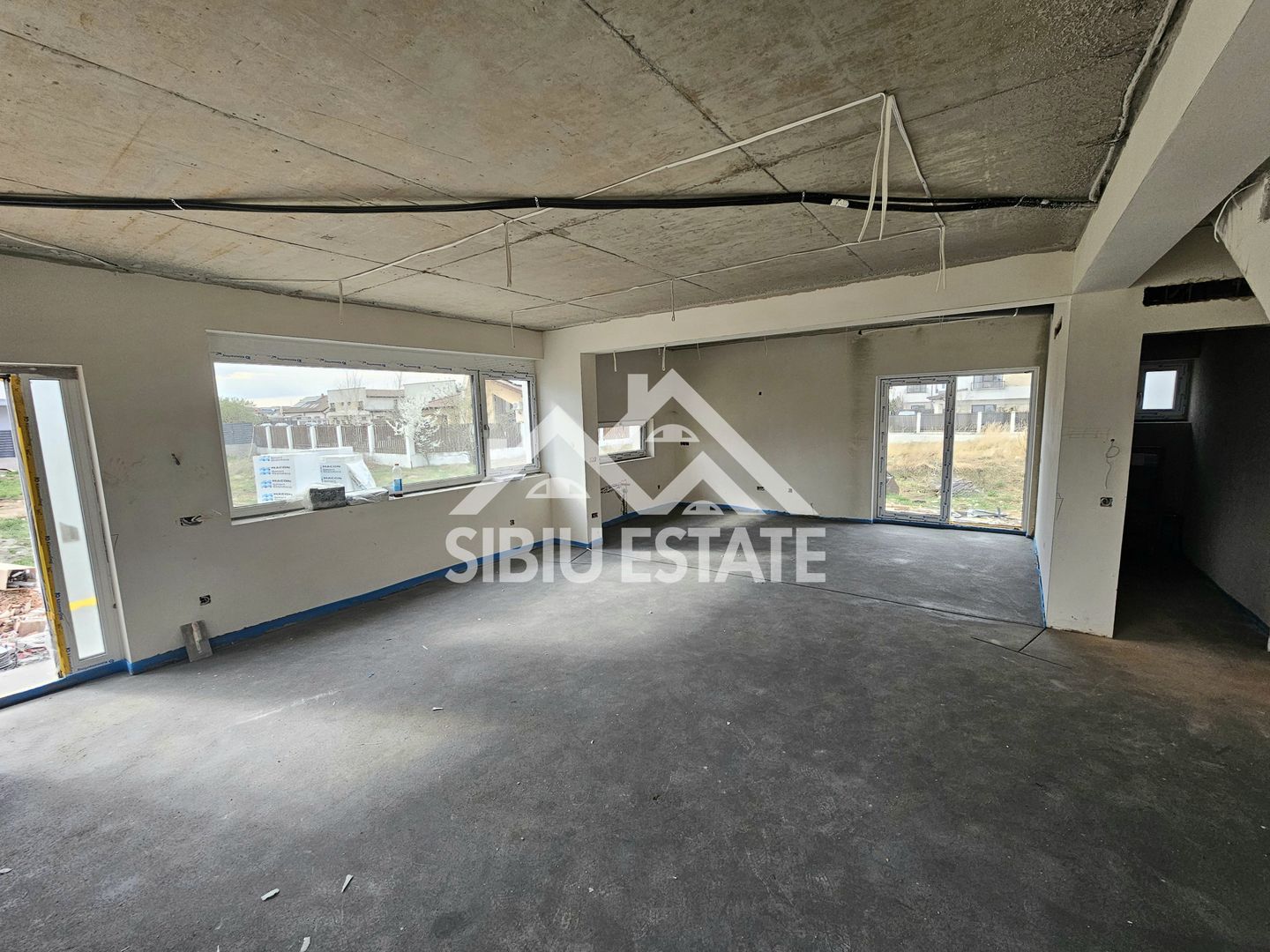 Casa 3 dormitoare, 3 bai, terasa Sibiu, Selimbar - Poză 10