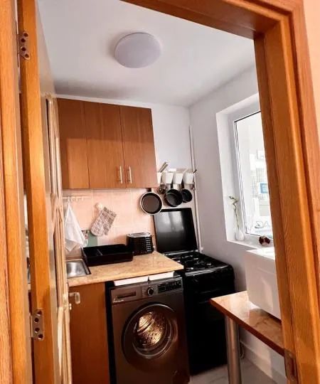 Garsoniera Spatioasa | Iancu de Hunedoara | Bloc Anvelopat - Poză 3