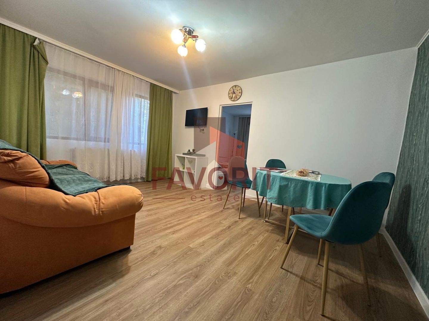 2 camere | centrala proprie | renovat | mobilat | semicentral | - Poză 1